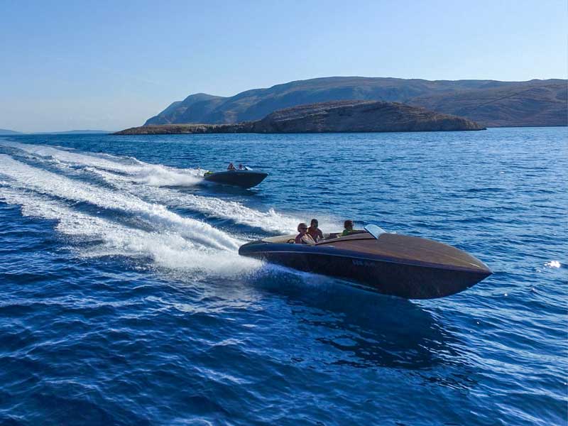 Sportboote aus Holz mit herausragenden Eigenschaften